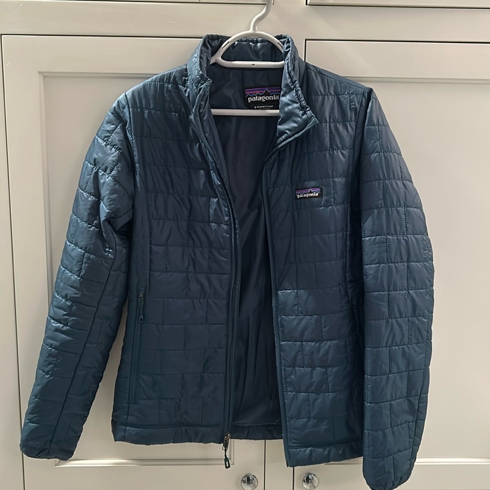 Women’s Patagonia Light Puffer Jacket